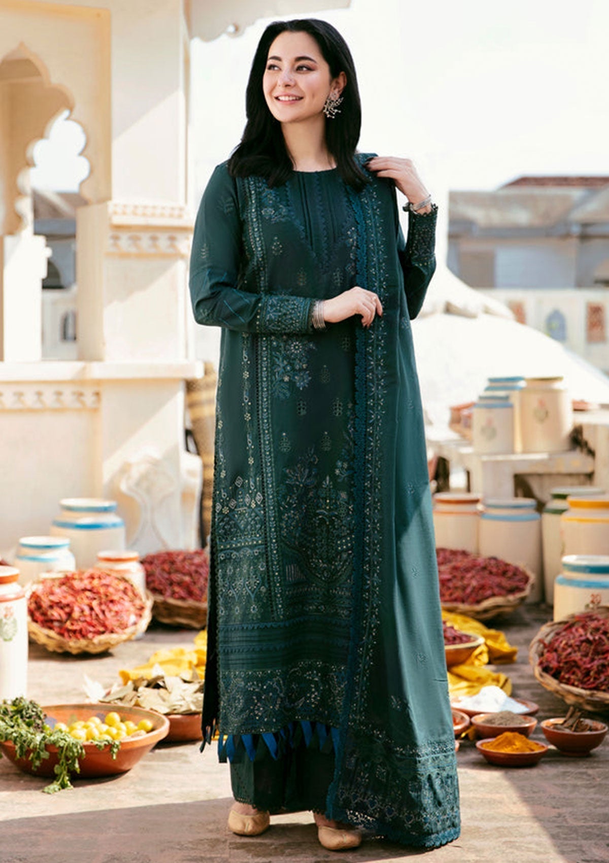 3 Piece - Unstitched Fully Embroidered Lawn Fabric MB-935